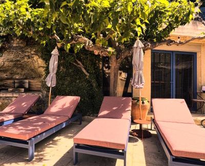 Cadenet Bed & Breakfast | CaBaNa 52 La chambre Proche Lourmarin