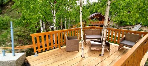 Maguri-Racatau House | Cabana Ana
