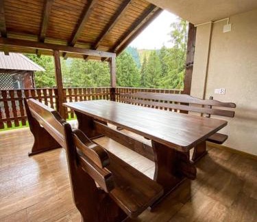 Vartop House | Cabana Izvorul Ariesului