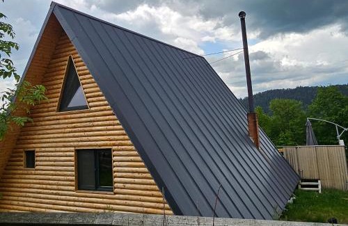 Horea Cabin | Cabana Lupul din Apuseni