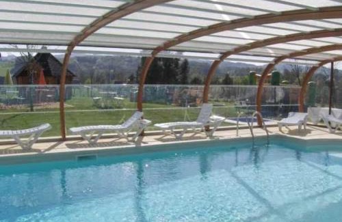 Chamberet House | Cabane 3 étoiles - Piscine - eececb