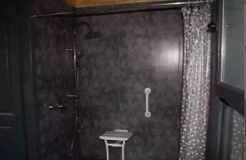Chamberet House | Cabane 3 étoiles - Piscine - eececb