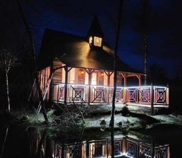 Sury-aux-Bois Ski Chalet | Cabane atypique sur une Île