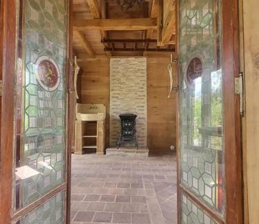 Sury-aux-Bois Ski Chalet | Cabane atypique sur une Île