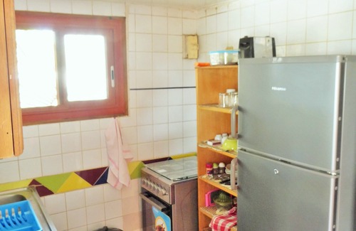 Popenguine House | Cabano Alberte: large terrace facing the beach, pension