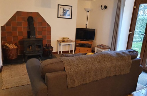 Llangybi Cottage | Cabin ∙ 1 bedroom ∙ 2 guests