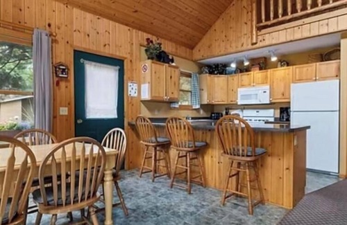 Pine River Apartment | Cabin 11 in Pine River
