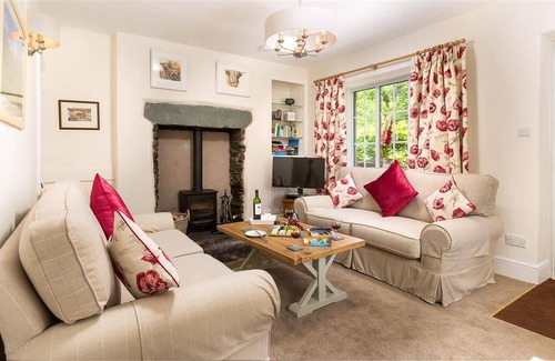 Little Langdale Cottage | Cabin ∙ 2 bedrooms ∙ 4 guests