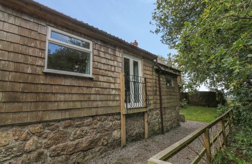 Sticklepath Cottage | Cabin ∙ 2 bedrooms ∙ 4 guests