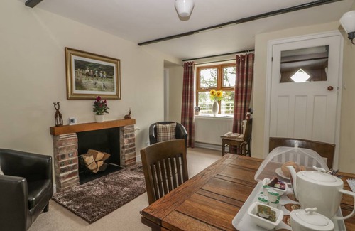 Thornton Dale Cottage | Cabin ∙ 2 bedrooms ∙ 4 guests