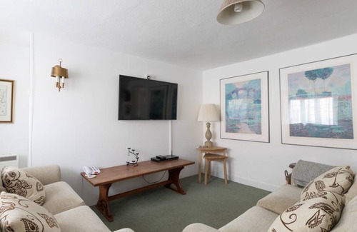 Corfe Castle Village Cottage | Cabin ∙ 2 bedrooms ∙ 4 guests