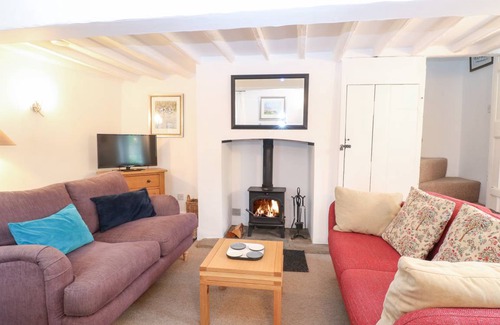 East Rudham Cottage | Cabin ∙ 2 bedrooms ∙ 3 guests
