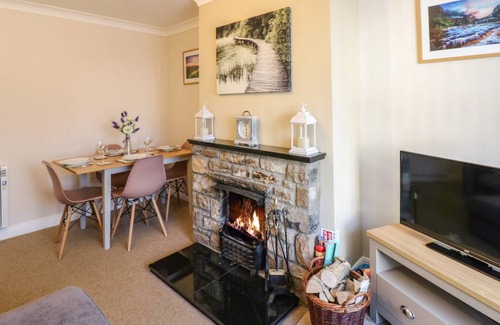 West Witton Cottage | Cabin ∙ 2 bedrooms ∙ 3 guests