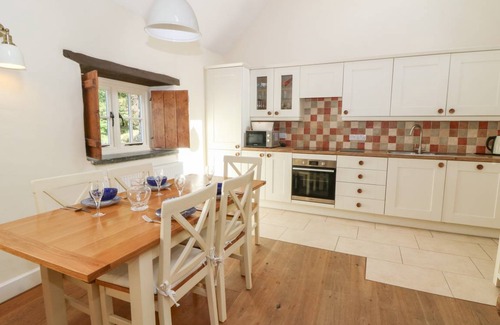 Moylegrove Cottage | Cabin ∙ 2 bedrooms ∙ 4 guests