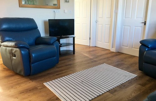 Dartmouth Cottage | Cabin ∙ 2 bedrooms ∙ 4 guests