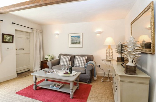 Aylsham Cottage | Cabin ∙ 2 bedrooms ∙ 4 guests