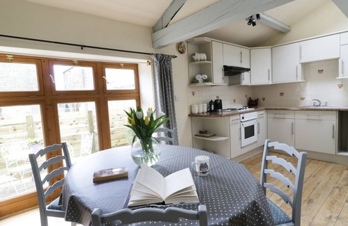 Lofthouse Cottage | Cabin ∙ 2 bedrooms ∙ 4 guests