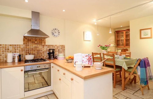 Chagford Cottage | Cabin ∙ 2 bedrooms ∙ 4 guests