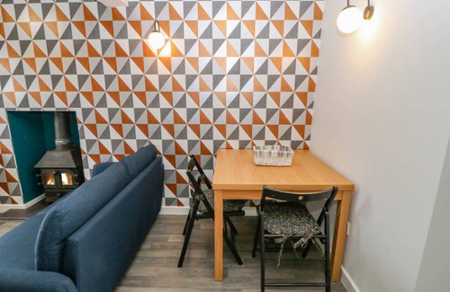 Edern Cottage | Cabin ∙ 2 bedrooms ∙ 4 guests