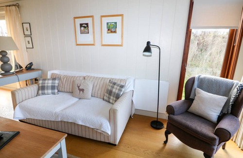 Barnsdale Cottage | Cabin ∙ 2 bedrooms ∙ 4 guests