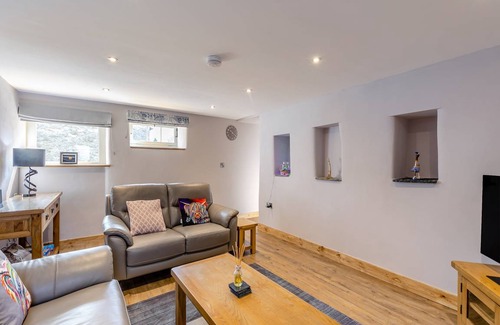 Litton Cottage | Cabin ∙ 2 bedrooms ∙ 5 guests