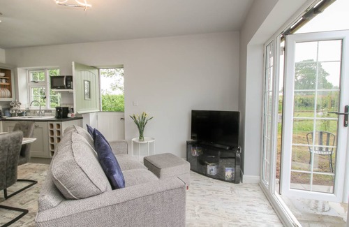 High Ercall Cottage | Cabin ∙ 2 bedrooms ∙ 6 guests
