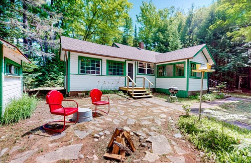 Phelps Cabin | Cabin ∙ 2 bedrooms ∙ 6 guests