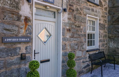 Rhiwbryfdir Cottage | Cabin ∙ 2 bedrooms ∙ 4 guests