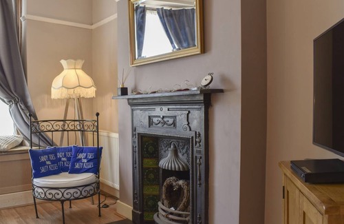 Herne Bay Cottage | Cabin ∙ 2 bedrooms ∙ 4 guests