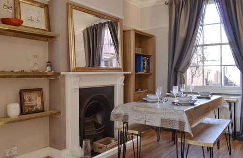 Herne Bay Cottage | Cabin ∙ 2 bedrooms ∙ 4 guests