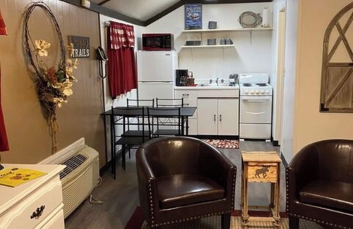 Helena Cabin | Cabin 24 - Helena Hideaway