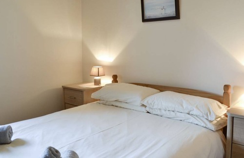 Flamborough Cottage | Cabin ∙ 3 bedrooms ∙ 6 guests