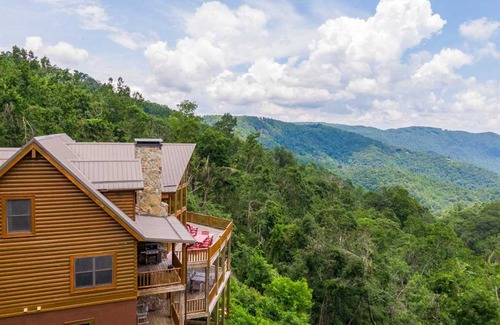 Deep Gap Cabin | Cabin ∙ 3 bedrooms ∙ 14 guests