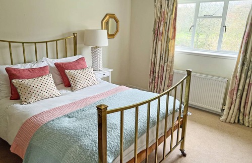 Killin Cottage | Cabin ∙ 3 bedrooms ∙ 5 guests