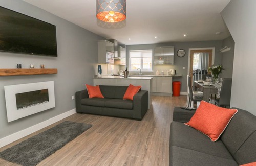 Ruswarp Cottage | Cabin ∙ 3 bedrooms ∙ 6 guests