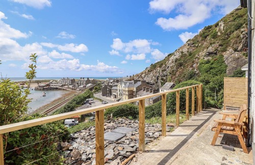 Barmouth Cottage | Cabin ∙ 3 bedrooms ∙ 6 guests