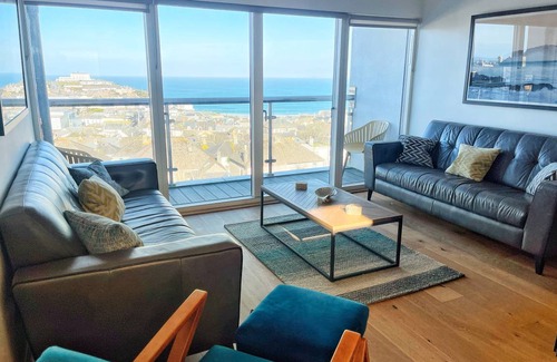 Newquay Cottage | Cabin ∙ 4 bedrooms ∙ 8 guests