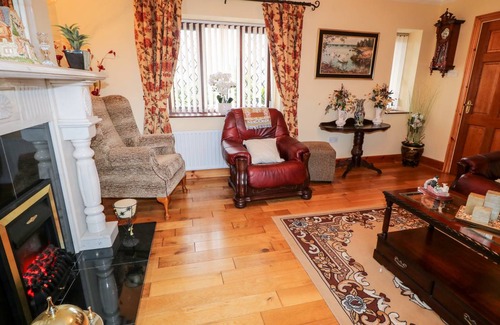 Enniskillen Cottage | Cabin ∙ 4 bedrooms ∙ 8 guests