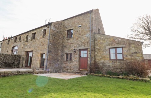 Fourstones Near Bentham Cottage | Cabin ∙ 5 bedrooms ∙ 8 guests