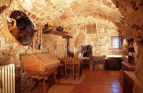 Moia Cottage | Cabin ∙ 7 bedrooms ∙ 4 guests