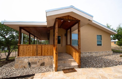 Uvalde Cabin | Cabin 7 of 7 With Private River Access to the Nueces River