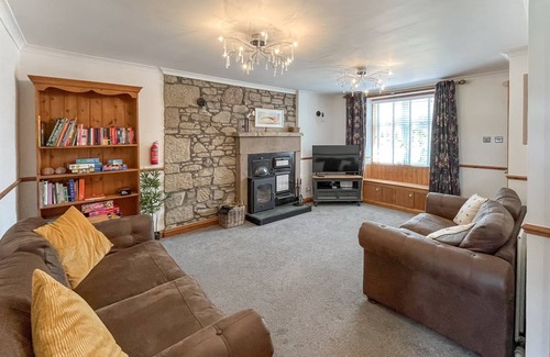 Coldstream Cottage | Cabin ∙ 2 bedrooms ∙ 5 guests