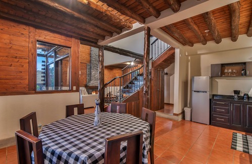 Roble Ski Chalet | Cabin in the Clouds