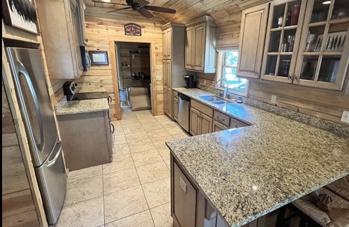 Knoxville Cabin | Cabin in the woods 20 min from downtown Tuscaloosa