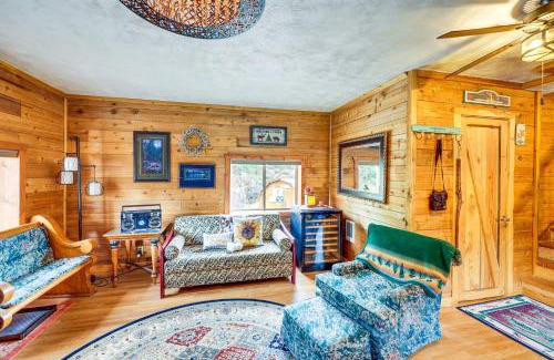 Idaho County House | Cabin on Little Salmon River about 10 Mi to Riggins!