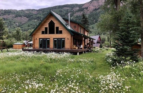 Antonito Cabin | Cabin or Guest Loft & Cabin -Southern CO Paradise -Escape the Crowds!