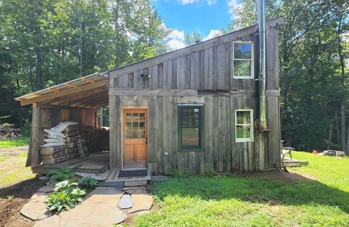 Putney Cabin | Cabin Retreat in Southern Vermont