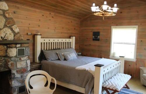 Dennis House | Cabin Three On Stony Point