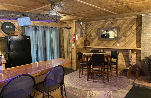 Franklin Cabin | Cabin where the black top ends.Cabin 1