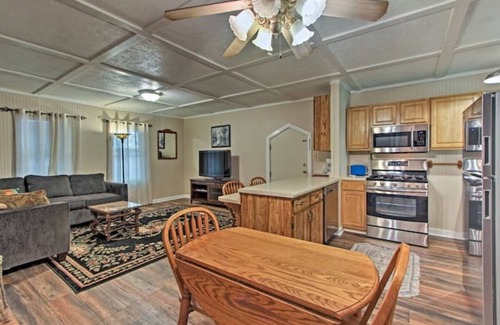 Del Rio Cabin | Cabins at Brush Creek Mtn-Creekside